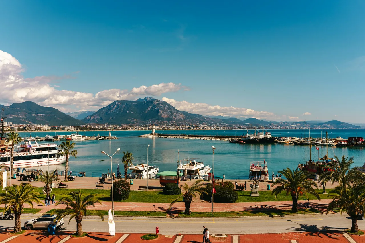 Antalya waterfront with the mountains in the distance